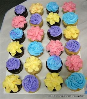 Flowers on Cupcakes